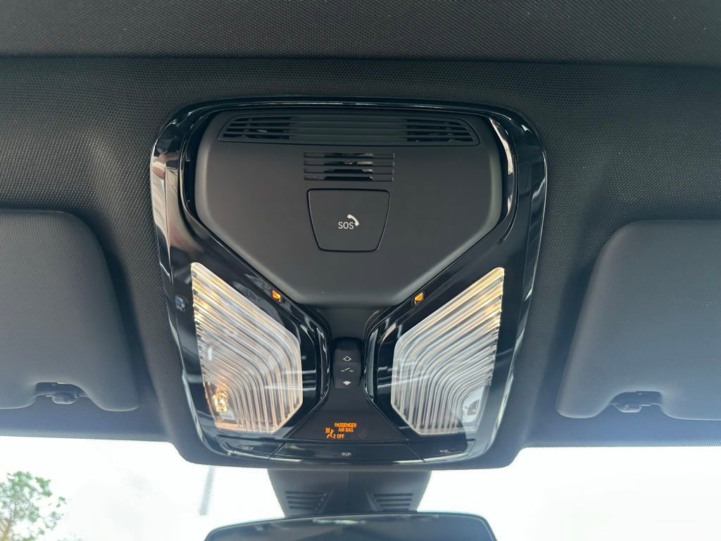 Certified 2023 BMW 330i Sedan w/ Premium Package image 16