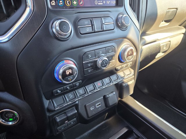 Used 2023 GMC Sierra 2500 AT4 w/ Gooseneck/5TH Wheel Package AWD/4WD image 19