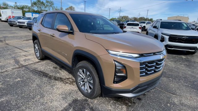 New 2027 Chevrolet Equinox LT w/ Convenience Package II AWD/4WD image 4