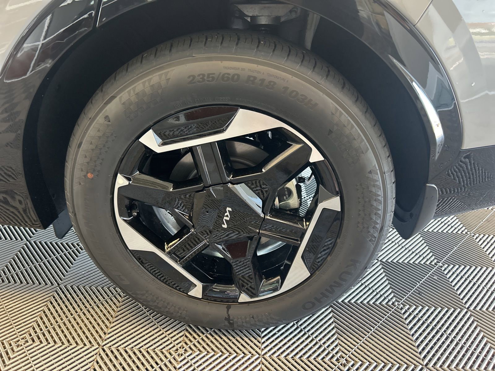 New 2026 Kia Sportage SX image 8