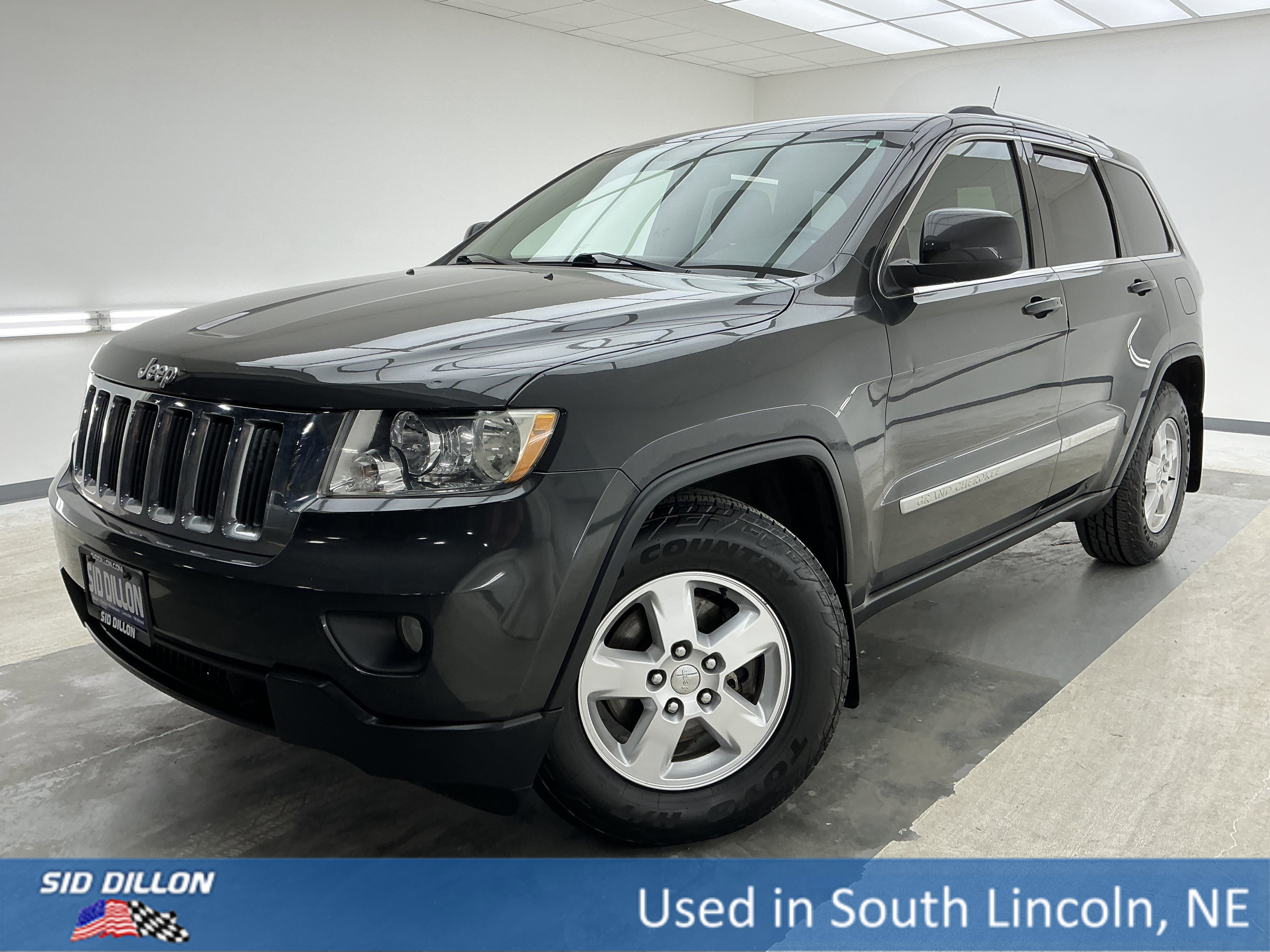 Used 2011 Jeep Grand Cherokee Laredo w/ Security & Convenience Group