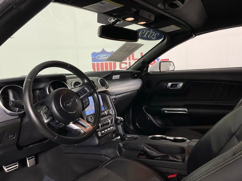 Used 2019 Ford Mustang Premium image 14