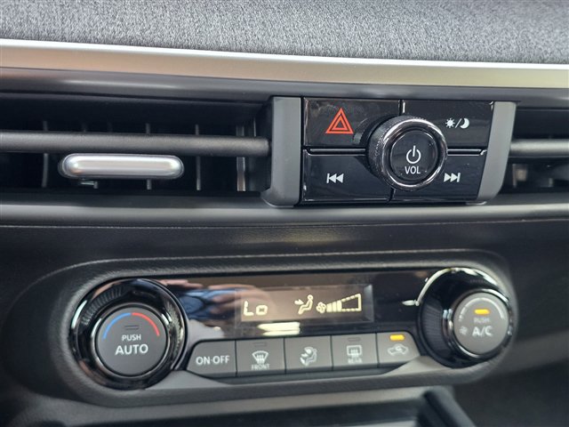 New 2027 Nissan Kicks SV FWD image 21