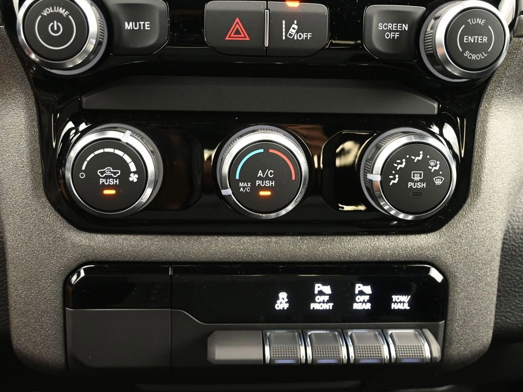 New 2026 RAM 1500 Classic Warlock image 23