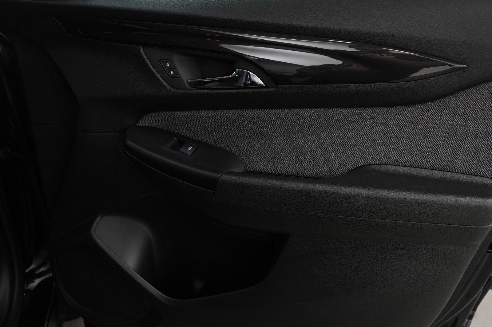 Used 2024 Chevrolet TrailBlazer LT w/ Convenience Package image 9