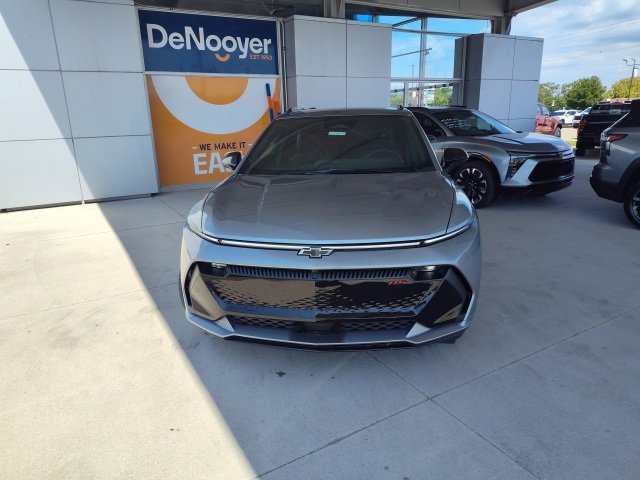 New 2025 Chevrolet Equinox EV RS image 3