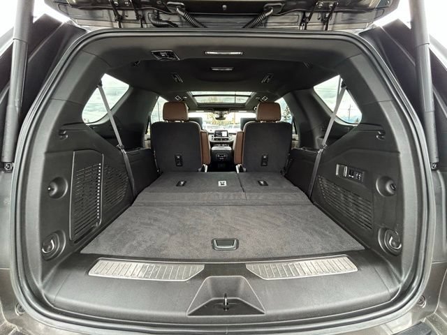 Used 2021 Chevrolet Tahoe High Country w/ Premium Package AWD/4WD image 54