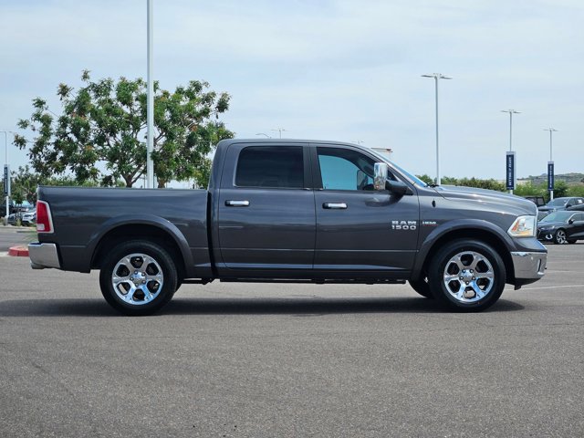 Used 2016 RAM 1500 Laramie w/ Convenience Group AWD/4WD image 4