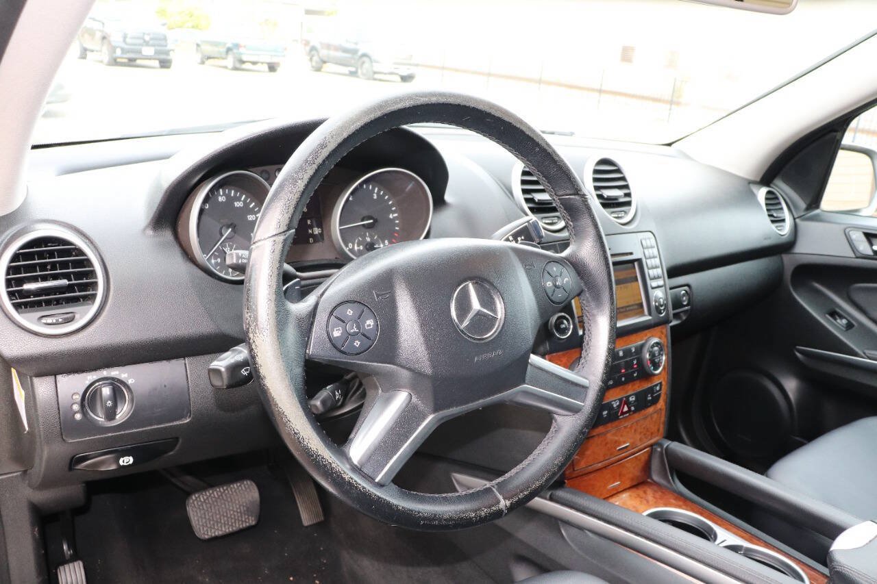 Used 2009 Mercedes-Benz ML 320 BlueTEC 4MATIC image 18