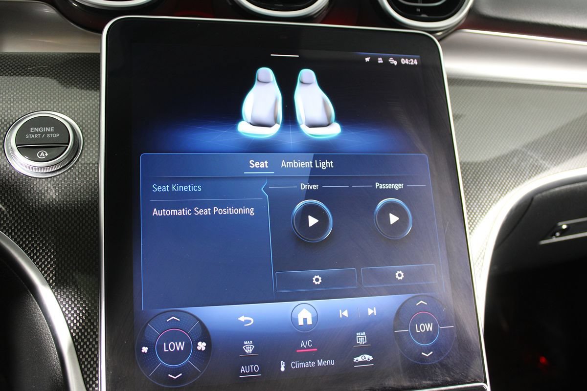Used 2022 Mercedes-Benz C 300 Sedan image 24
