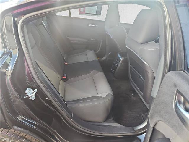 Used 2016 Dodge Charger SXT w/ Blacktop Package RWD image 20