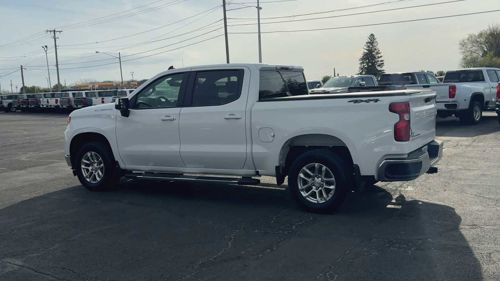 Certified 2023 Chevrolet Silverado 1500 LT AWD/4WD image 6
