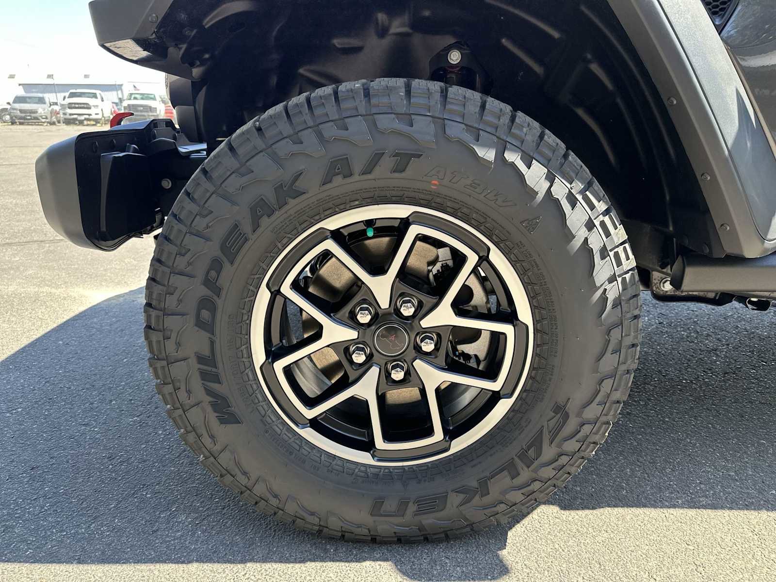 New 2025 Jeep Gladiator Rubicon w/ Convenience Group image 17