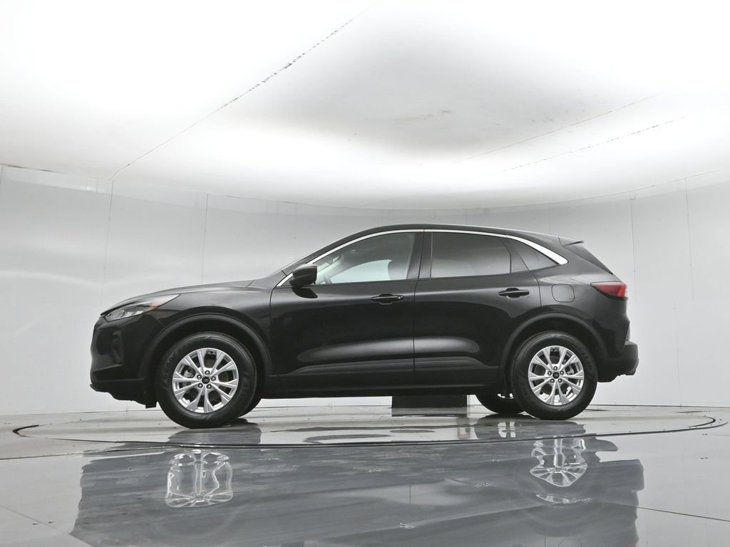 Certified 2023 Ford Escape Active AWD/4WD image 52