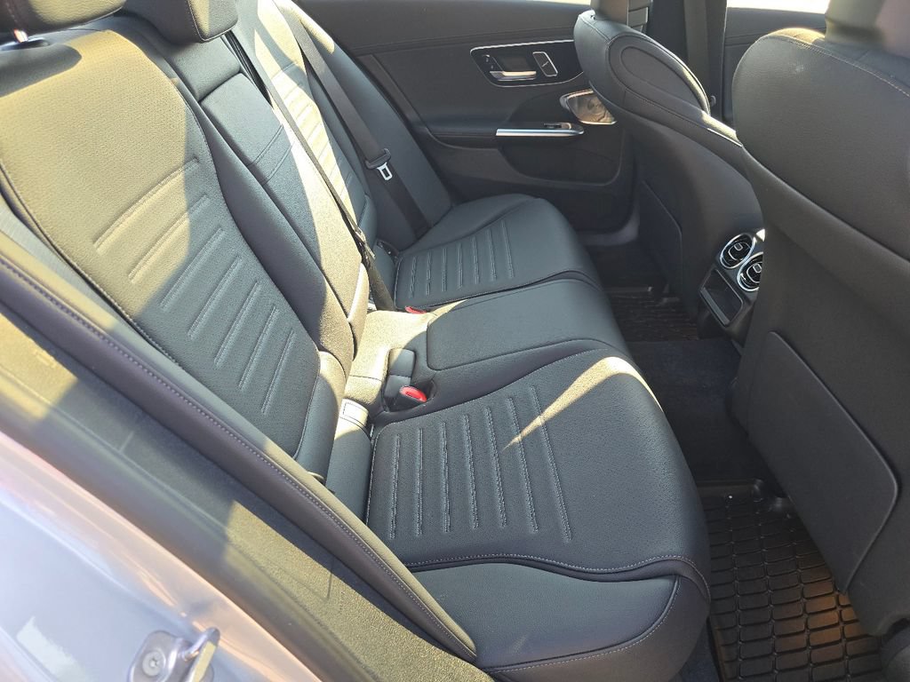 Used 2024 Mercedes-Benz C 300 4MATIC Sedan image 20