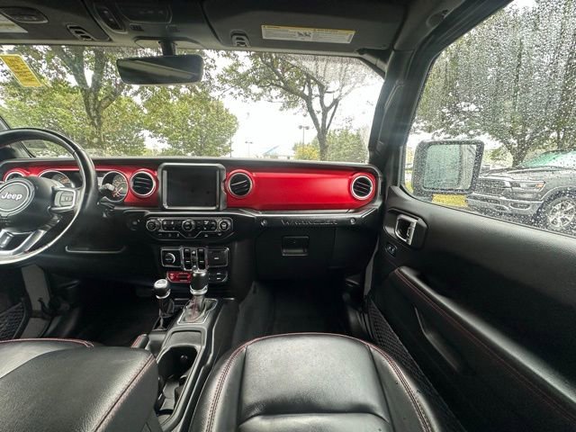 Used 2023 Jeep Wrangler Unlimited Rubicon w/ Cold Weather Group image 31