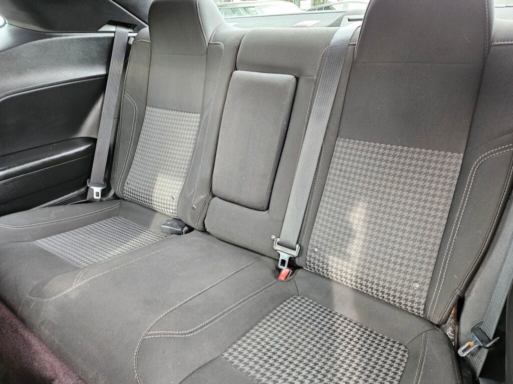 Used 2017 Dodge Challenger R/T w/ Driver Convenience Group image 17