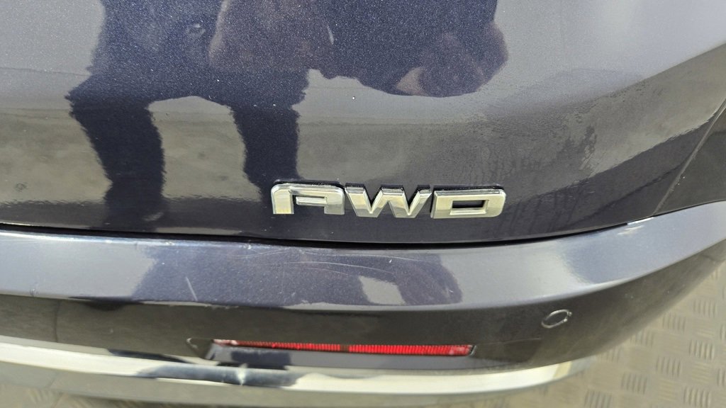 Used 2018 GMC Acadia Denali w/ LPO, Cargo Package image 26