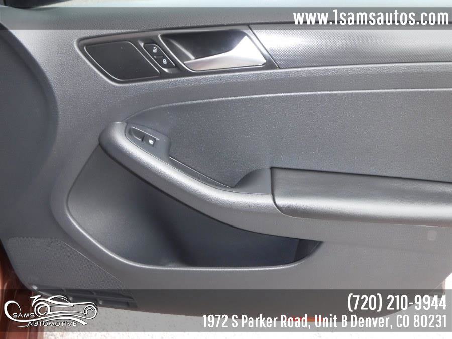 Used 2016 Volkswagen Jetta S image 37