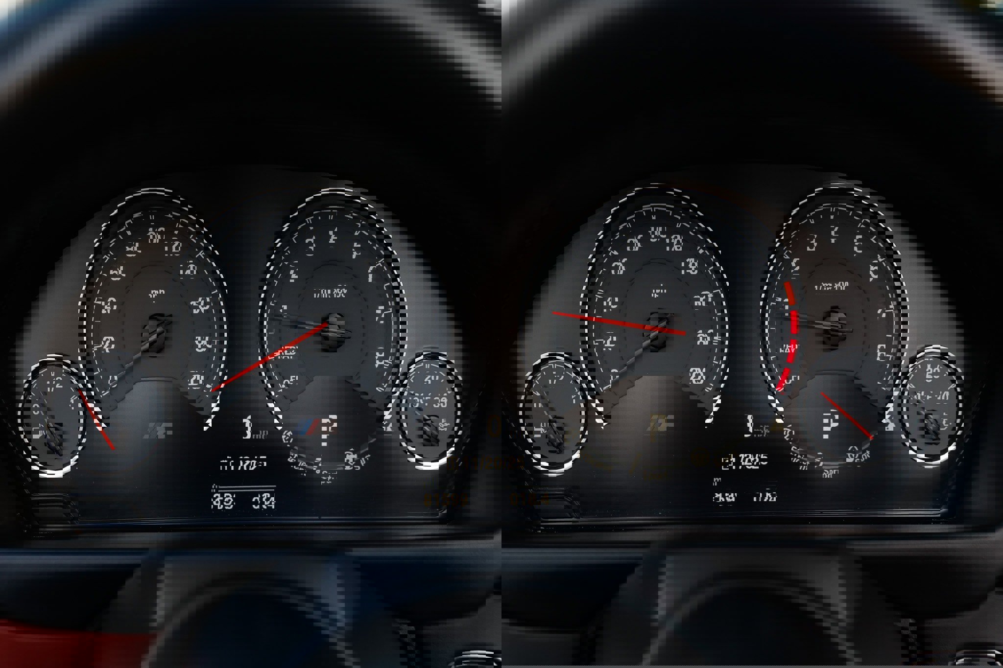 Used 2016 BMW M4 Convertible image 30