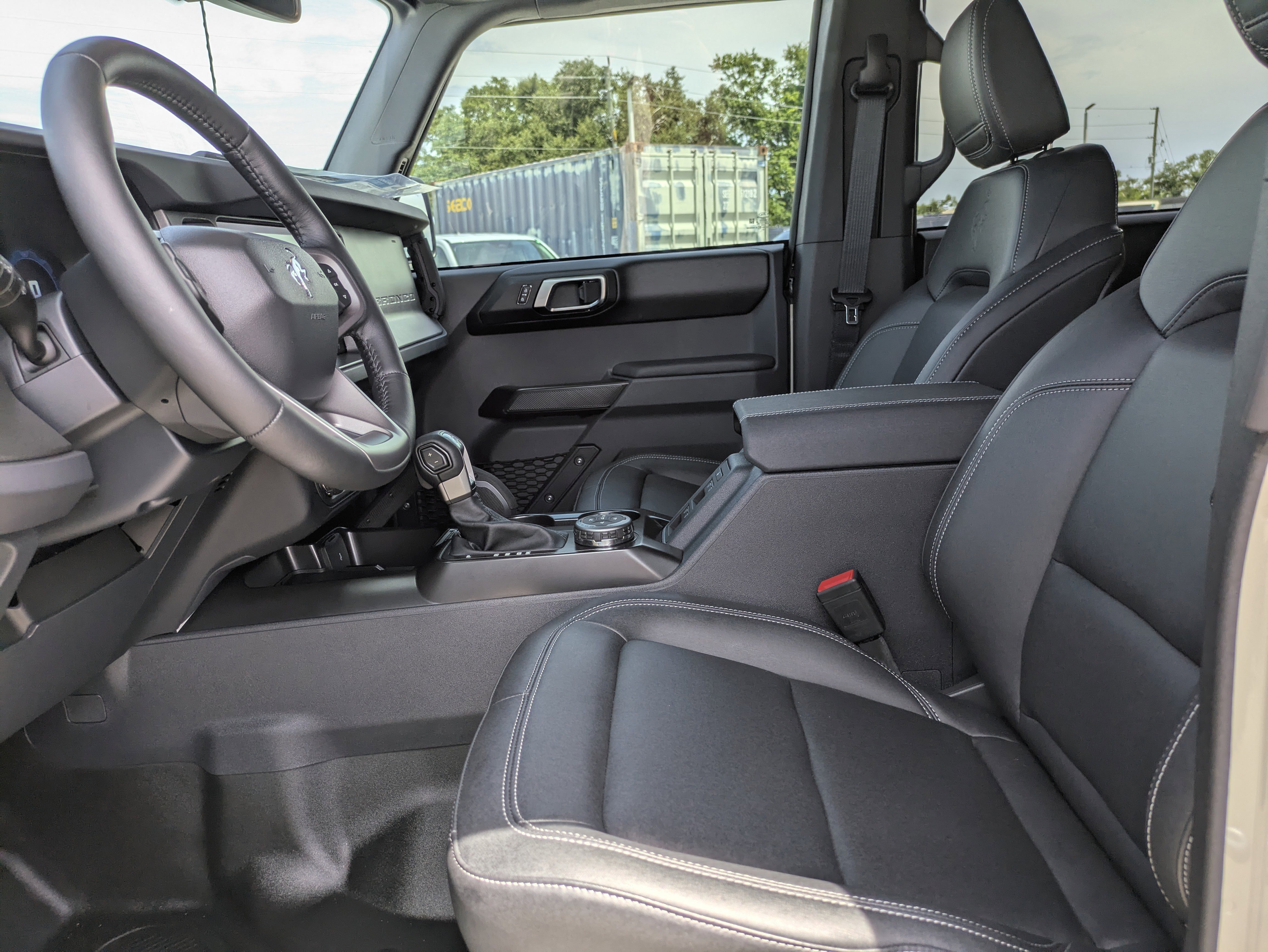 New 2025 Ford Bronco Badlands image 37