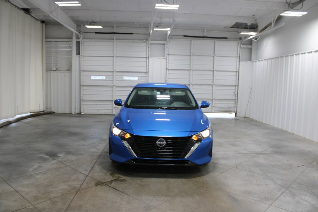 Used 2024 Nissan Sentra SV FWD image 3