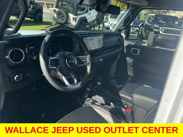 Certified 2024 Jeep Wrangler Unlimited Sahara w/ Safety Group AWD/4WD image 16