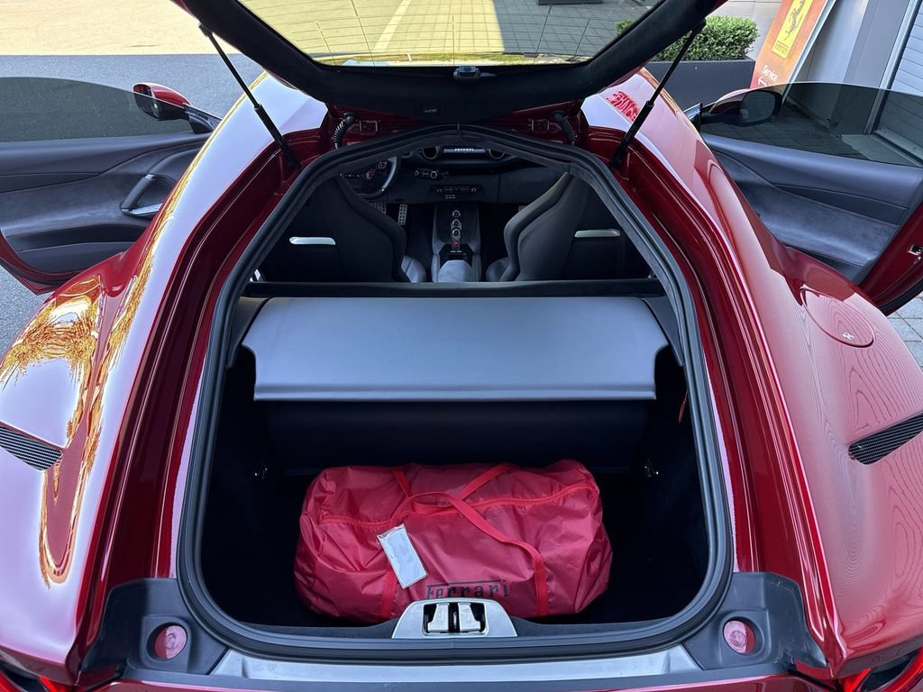 Certified 2019 Ferrari 812 Superfast RWD image 22