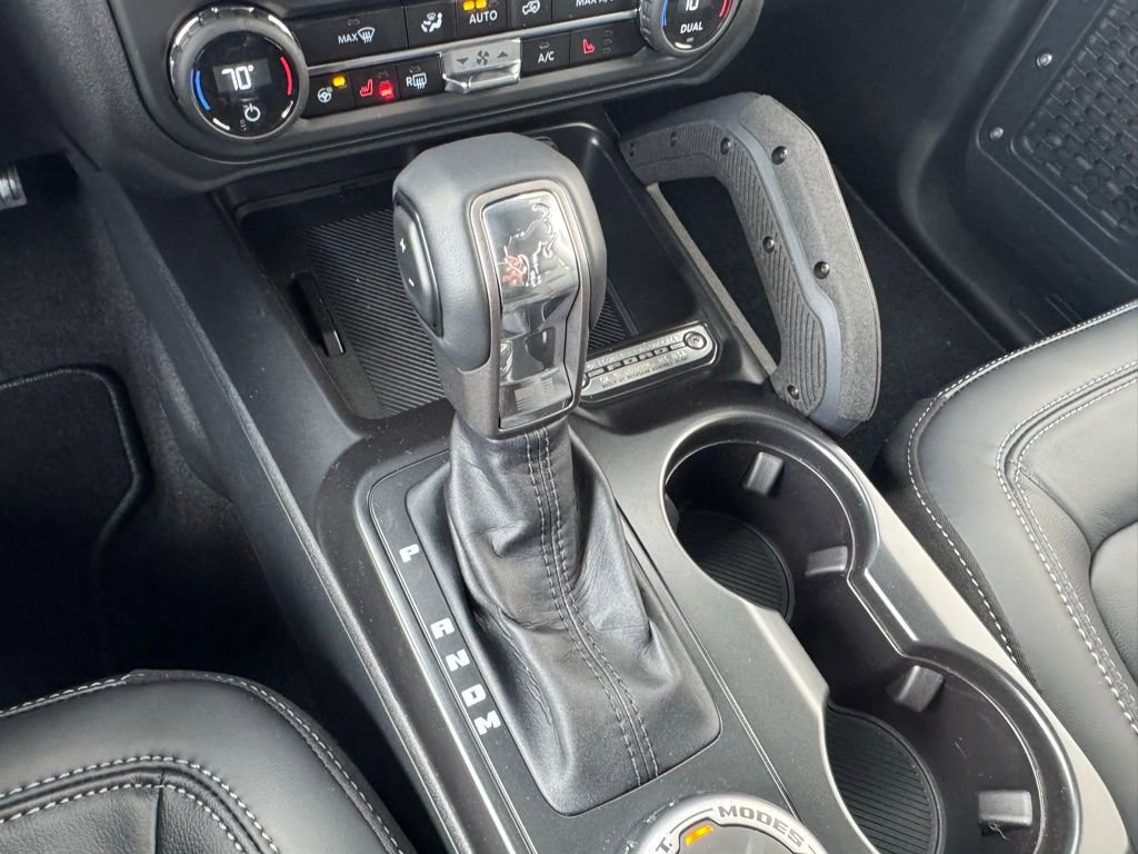 New 2025 Ford Bronco Outer Banks w/ Sasquatch Package image 29