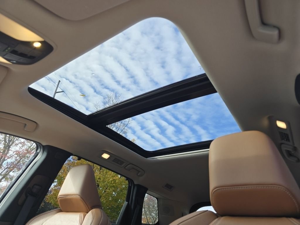 Used 2024 INFINITI QX60 Sensory image 3