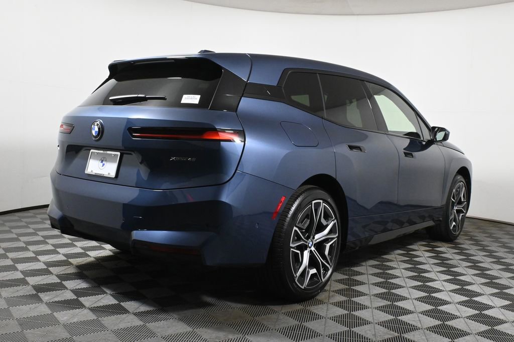Used 2026 BMW iX xDrive45 image 7