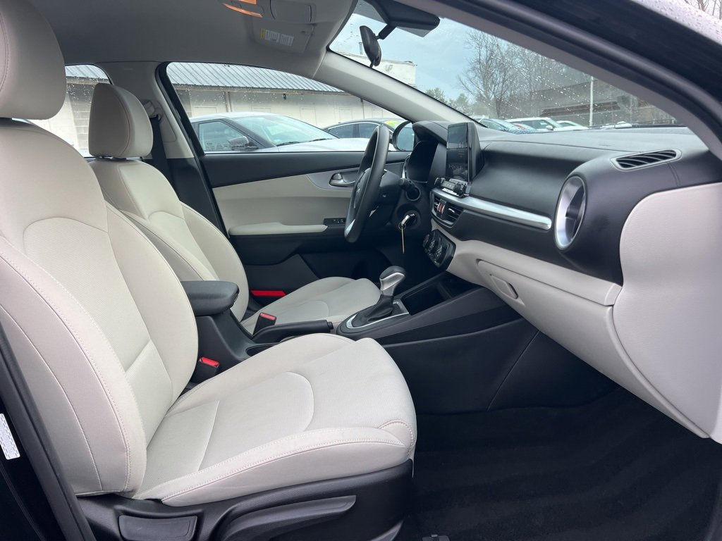 Certified 2023 Kia Forte LXS image 23
