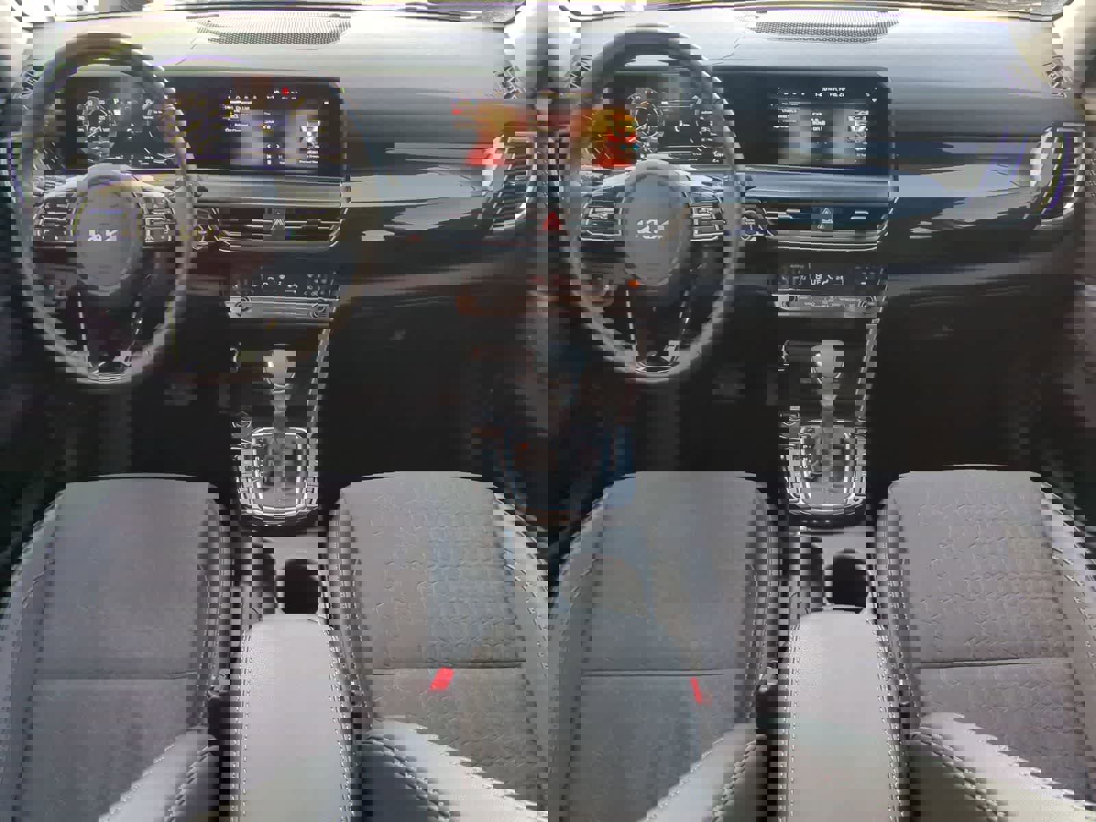 Used 2024 Kia Seltos S image 22