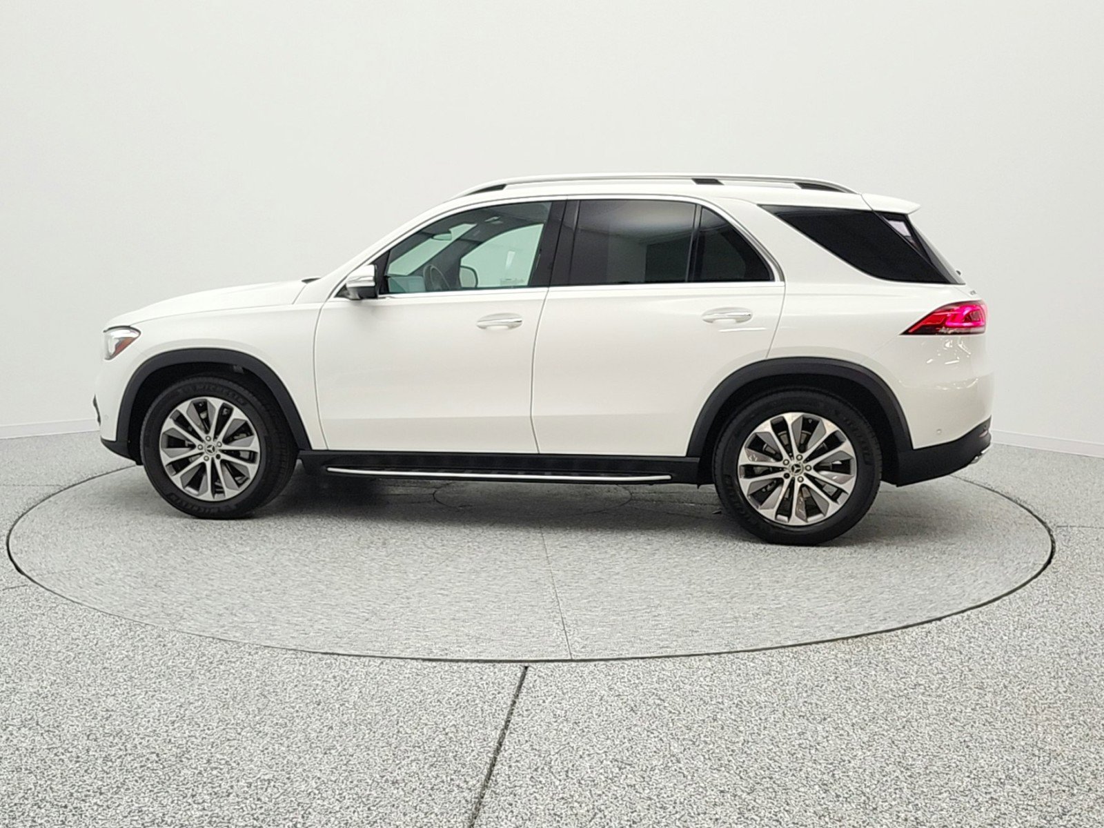 Used 2022 Mercedes-Benz GLE 350 image 8
