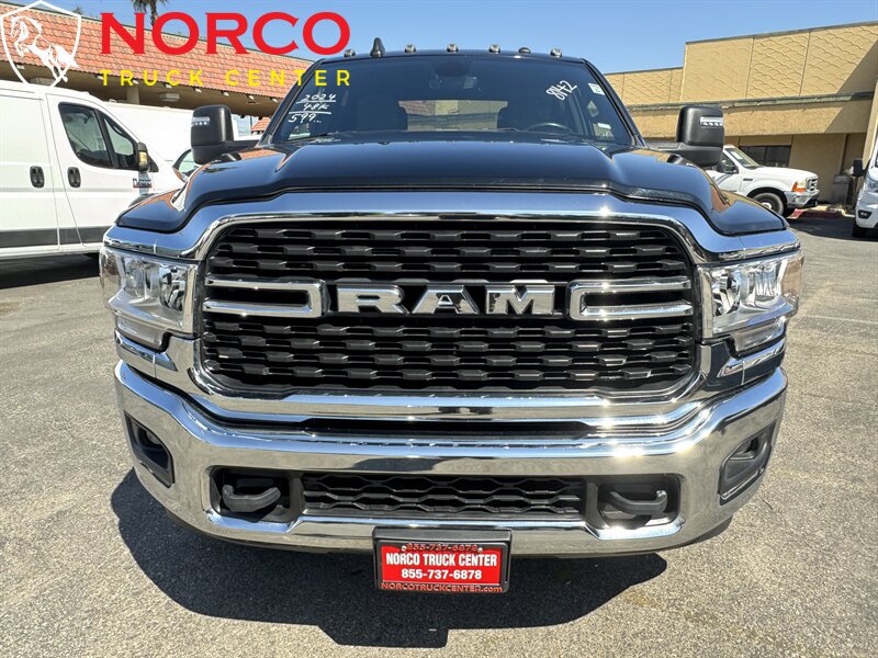 Used 2024 RAM 3500 Big Horn AWD/4WD image 3