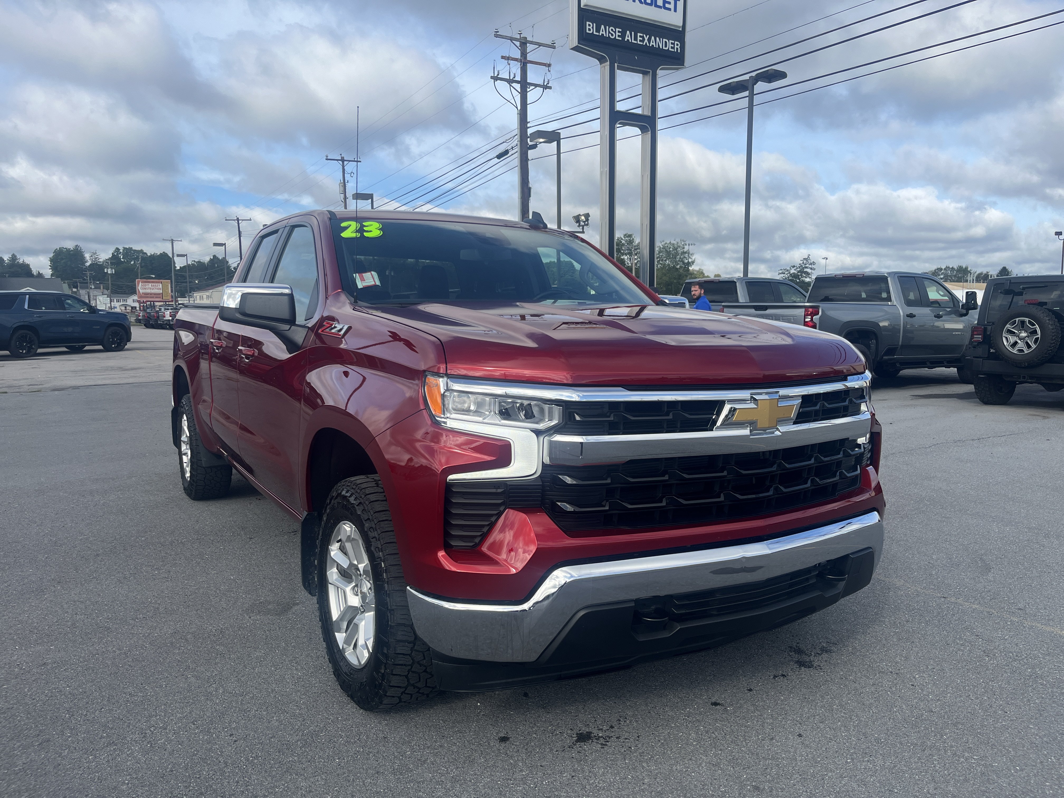 Used 2023 Chevrolet Silverado 1500 LT w/ Z71 Off-Road Package