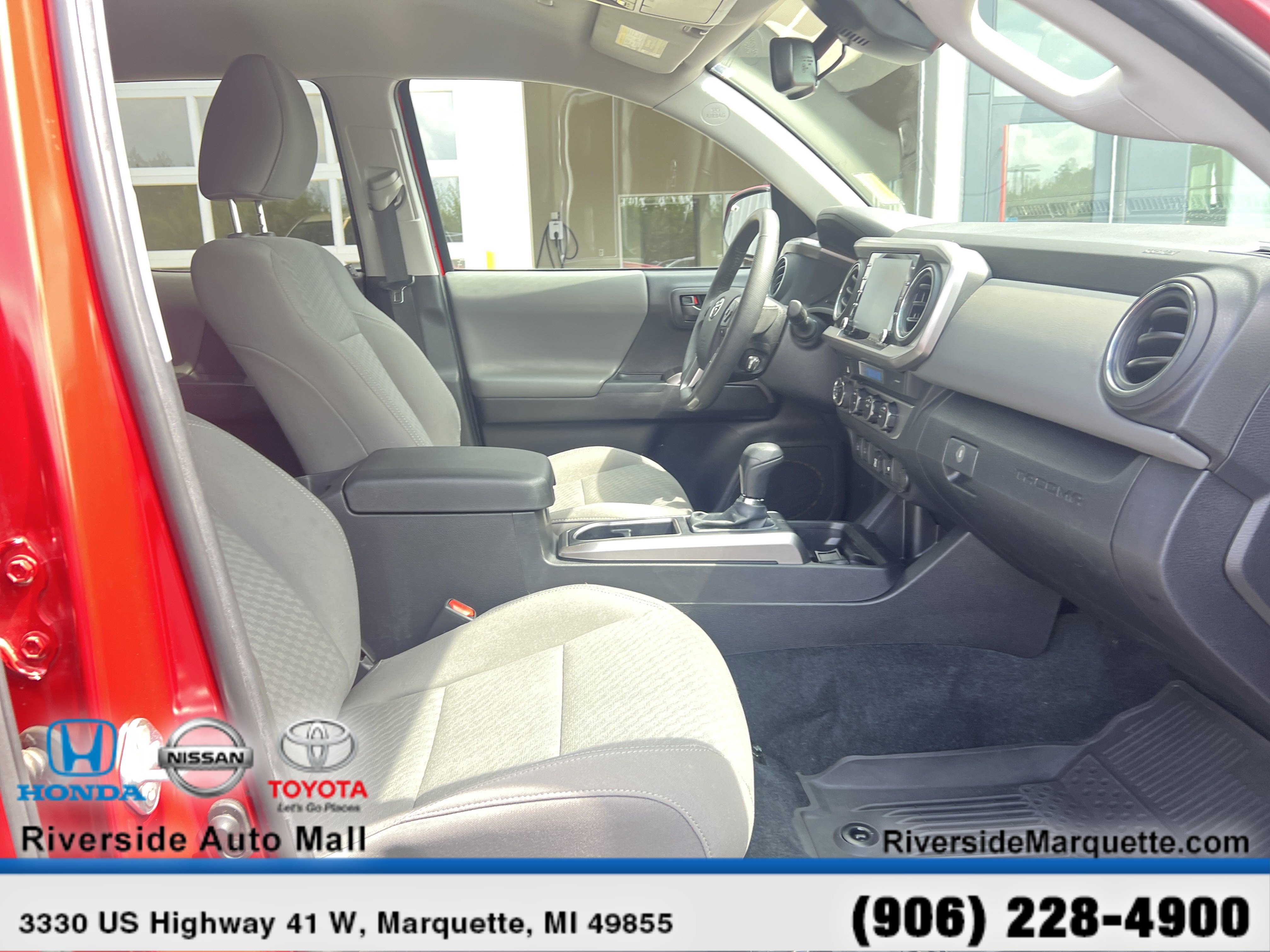 Used 2023 Toyota Tacoma SR5 w/ Technology Package image 26
