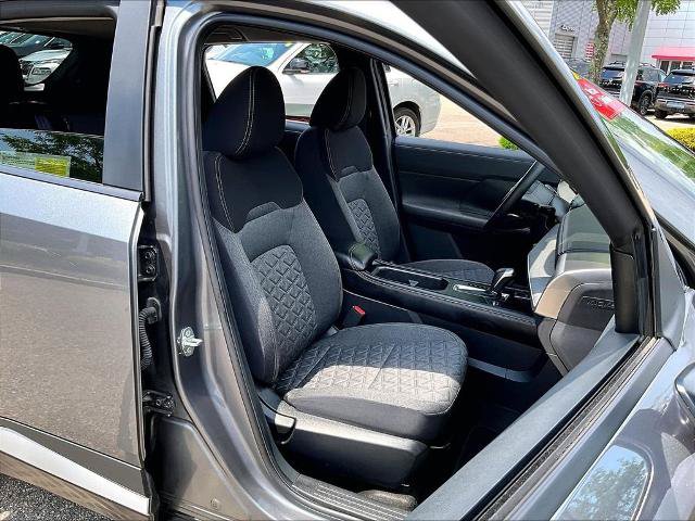Certified 2025 Nissan Kicks SV AWD/4WD image 11