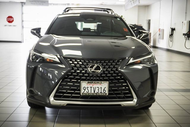 Certified 2025 Lexus UX 300h FWD w/ Accessory Package (Z2) image 4
