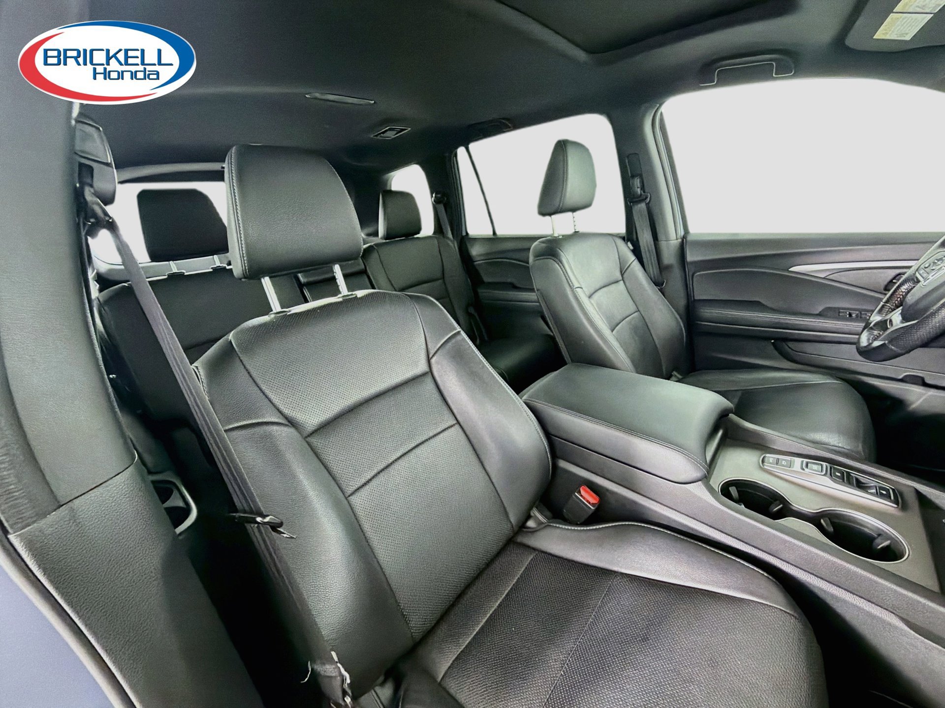 Used 2025 Honda Passport EX-L image 16