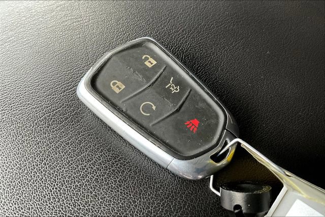 Used 2017 Cadillac XT5 Luxury w/ Driver Awareness Package image 10