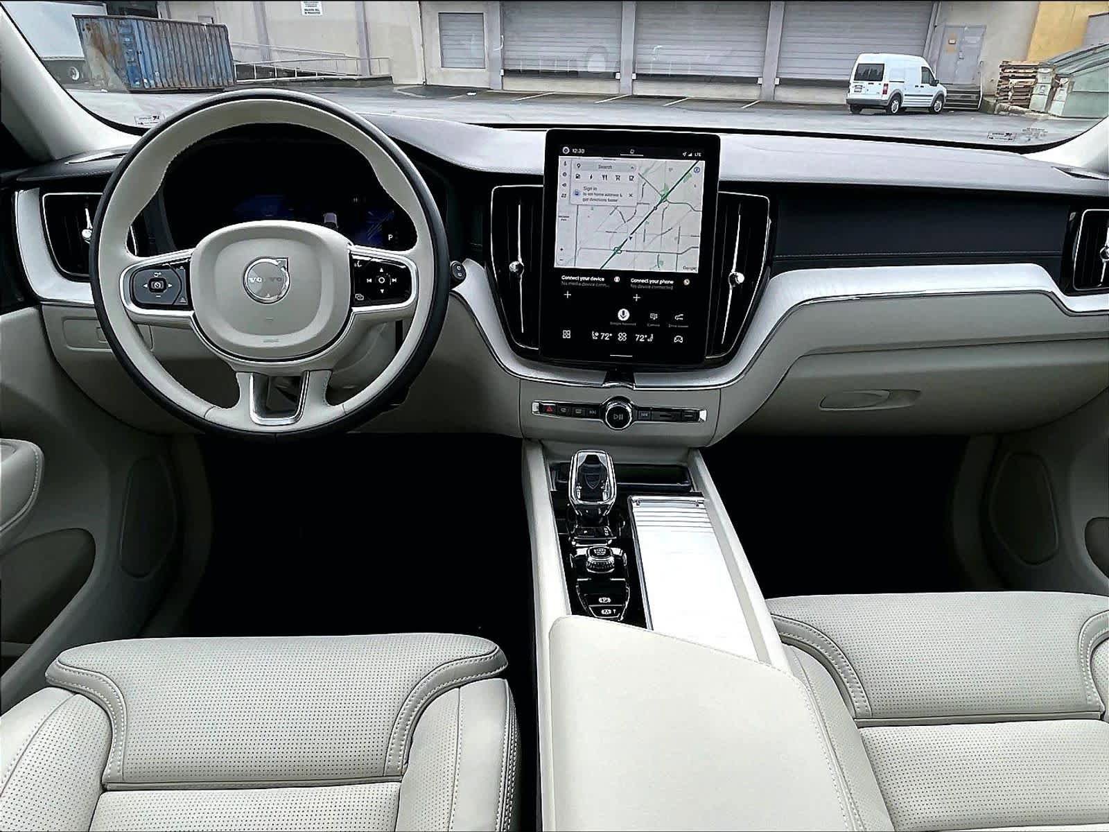 New 2026 Volvo XC60 T8 Ultra w/ Protection Package Premier AWD/4WD image 7