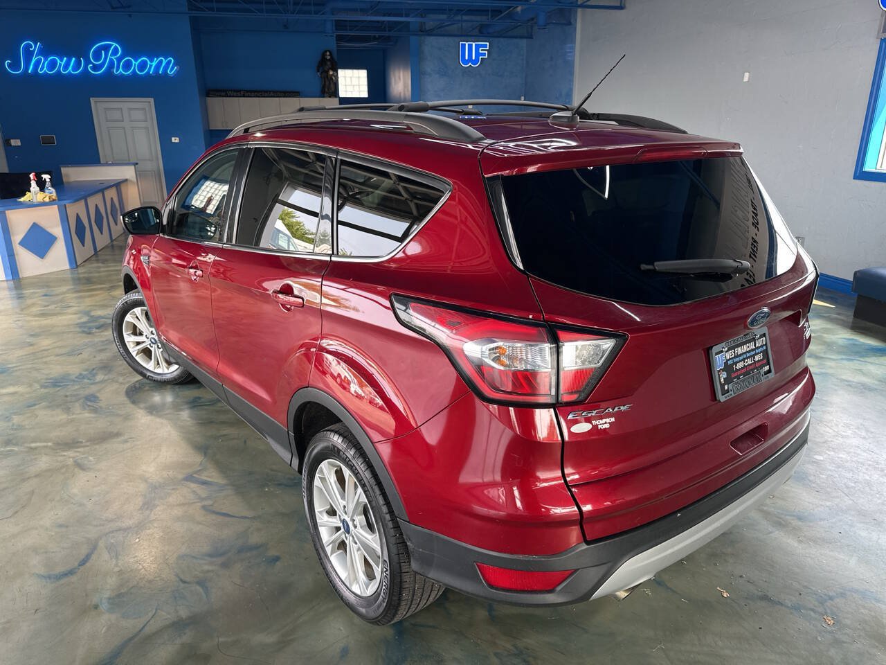 Used 2018 Ford Escape SE AWD/4WD image 4