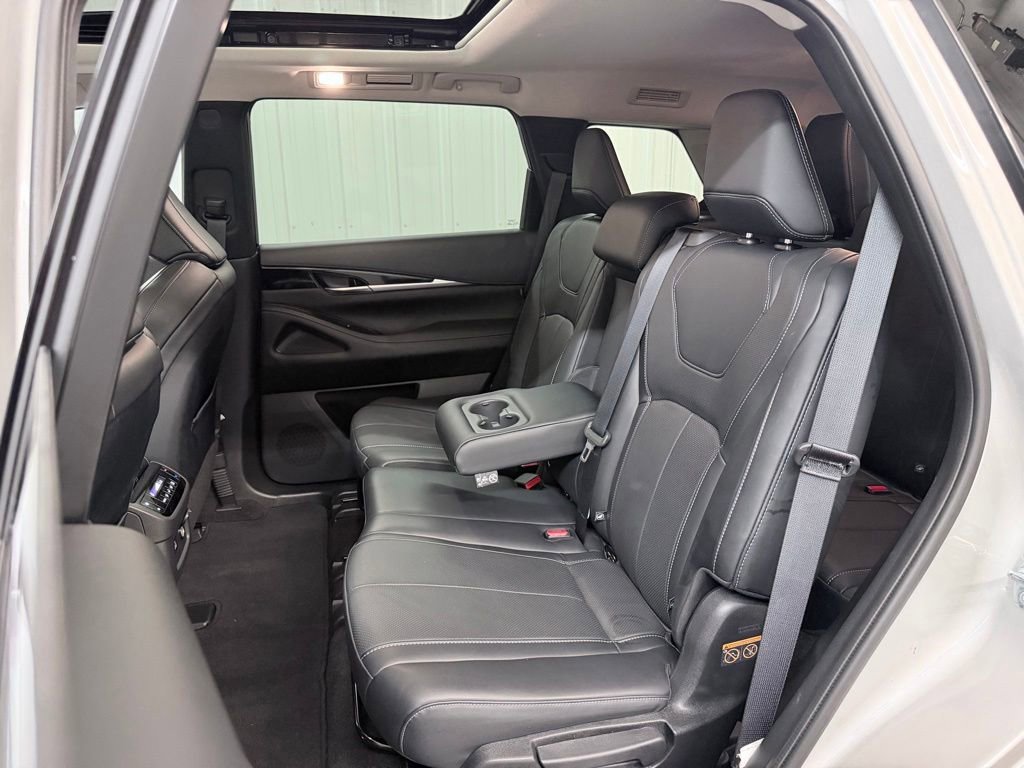 Certified 2023 INFINITI QX60 Pure FWD image 31