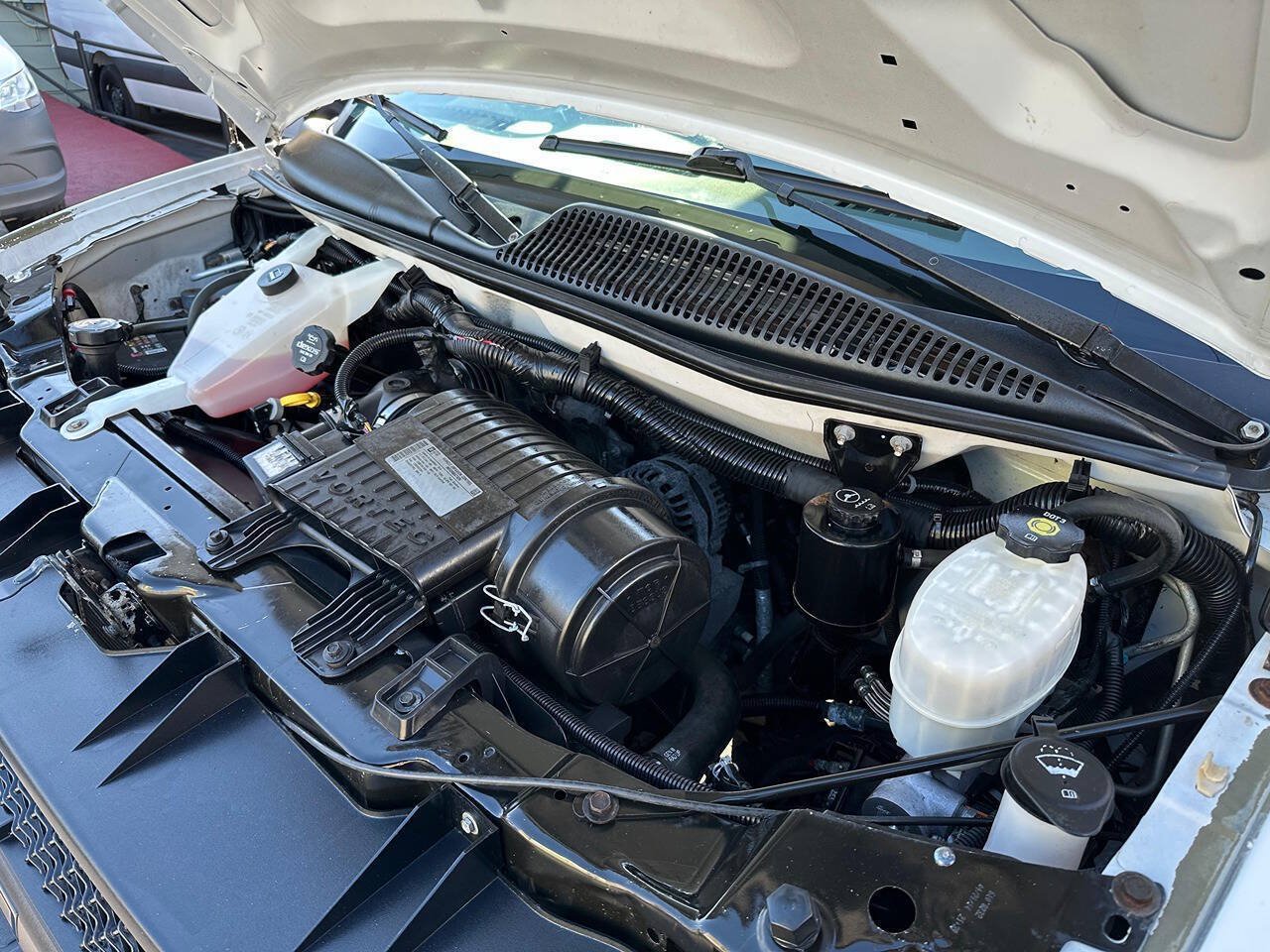 Used 2014 Chevrolet Express 2500 RWD image 13