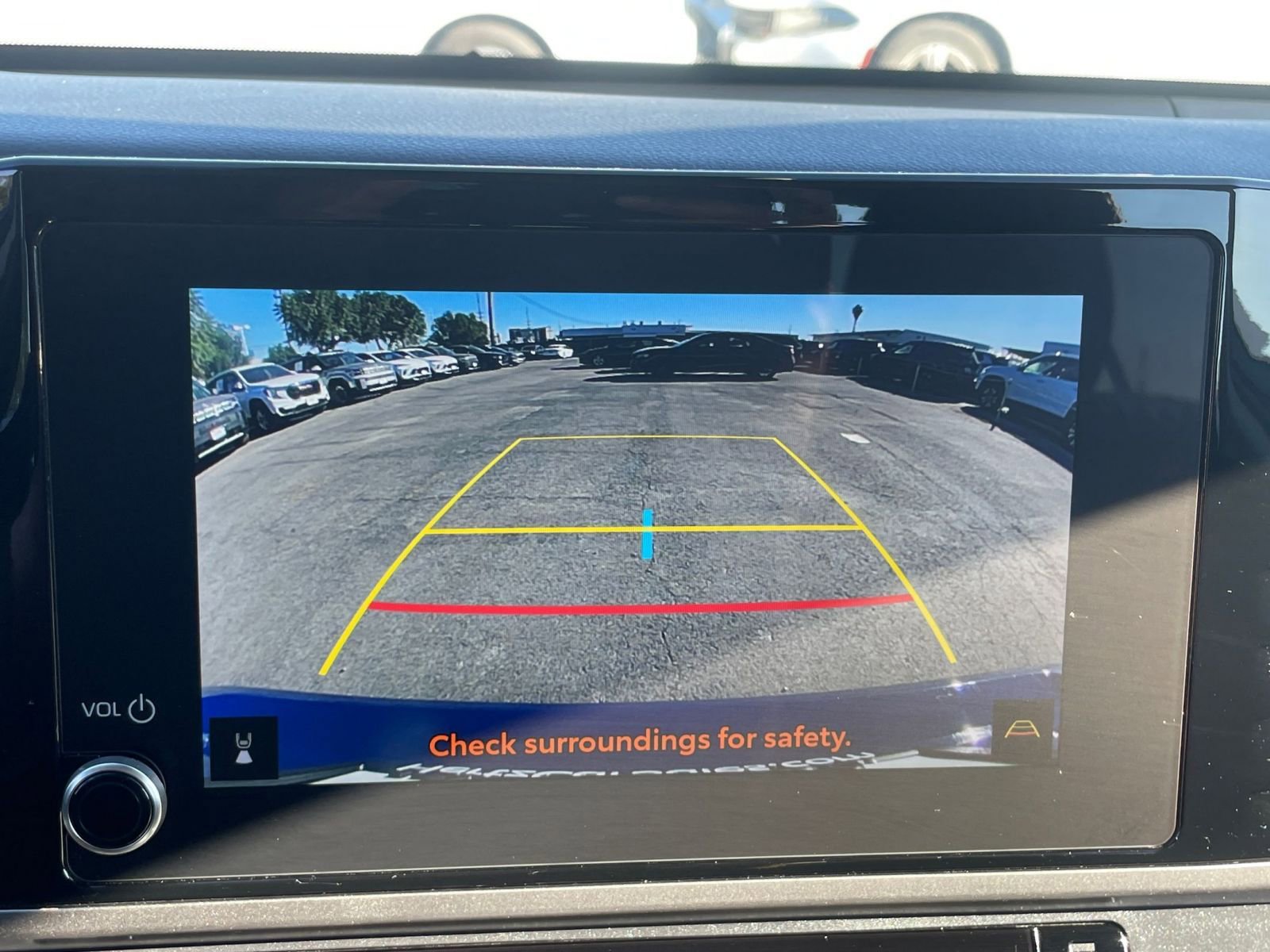 Used 2025 Toyota Camry LE image 17