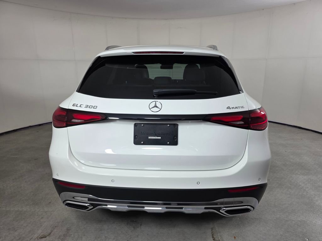 Certified 2025 Mercedes-Benz GLC 300 4MATIC image 5