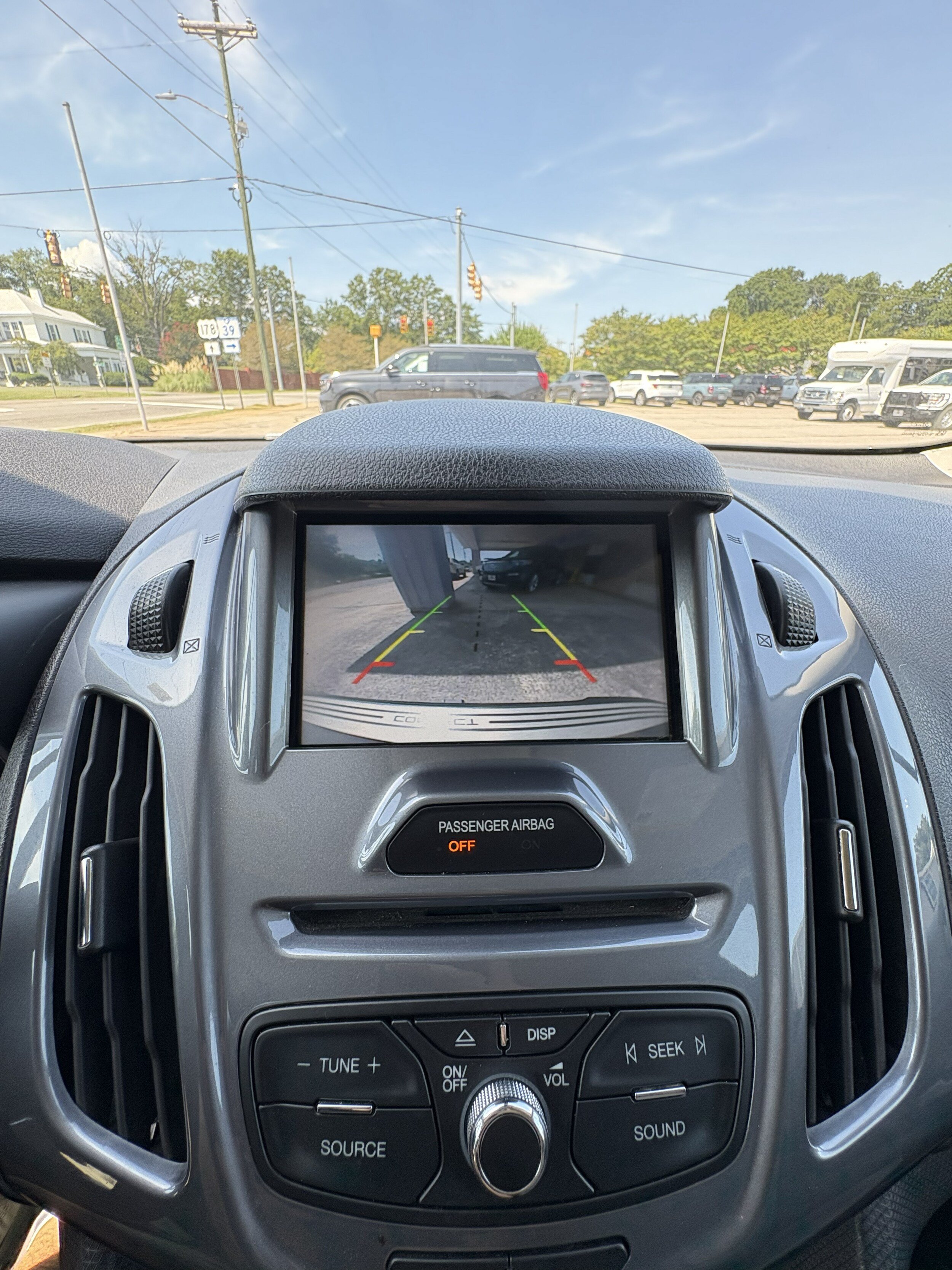 Used 2016 Ford Transit Connect Titanium FWD image 17