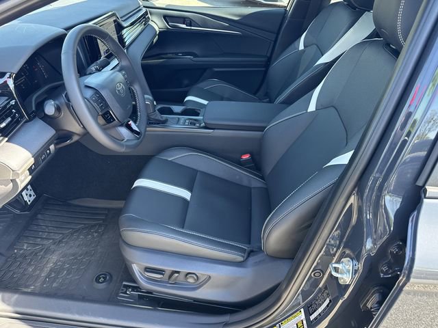 Used 2026 Toyota Camry SE FWD image 9