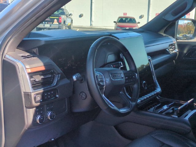 Certified 2025 GMC Yukon Denali AWD/4WD image 14